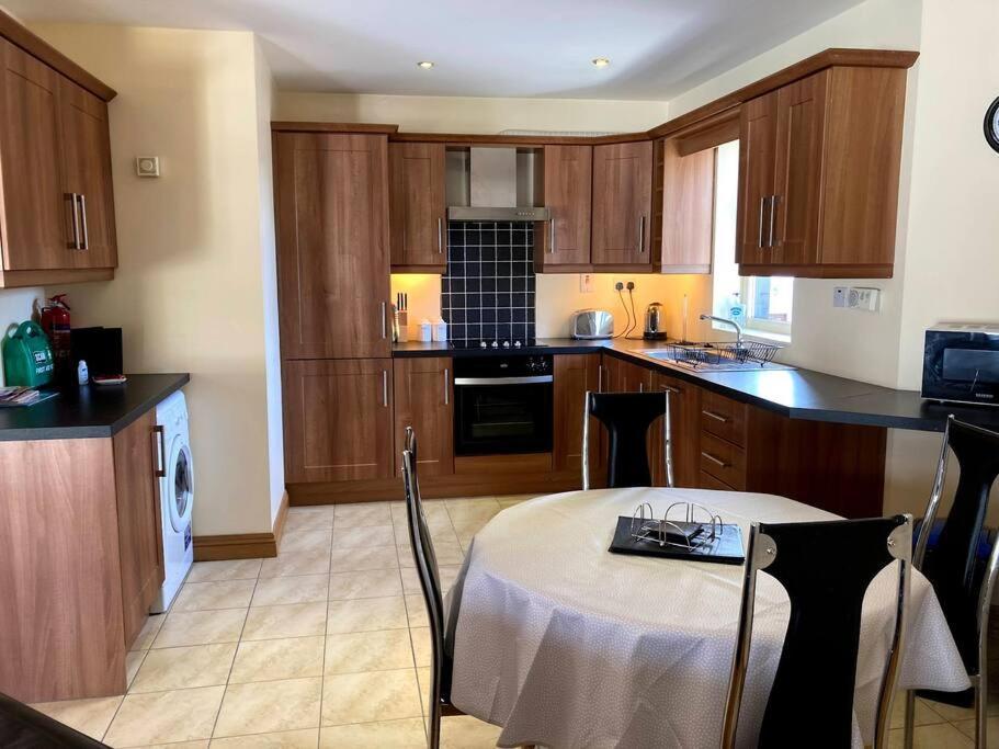 Charlies Lane Apartment Donegal Town