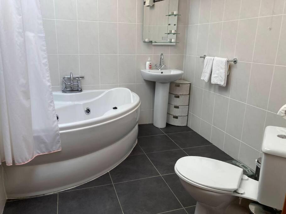 Charlies Lane Apartment